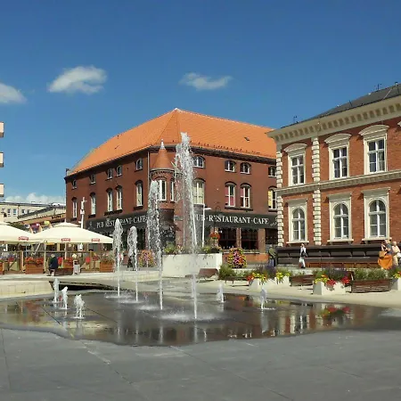 Na Deptaku * シフィノウイシチェ